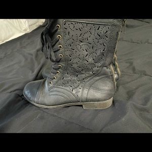 Women’s boots